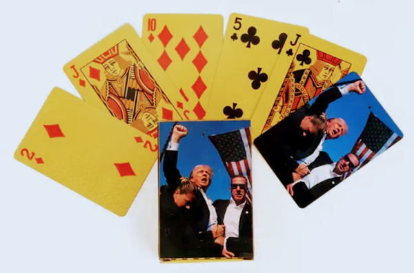 TRUMP~FIGHT GOLD PLAYING CARDS